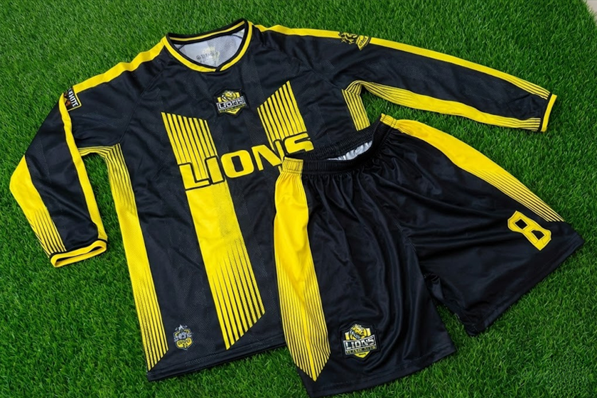 LIONS FC /  UNIFORME TERCERO