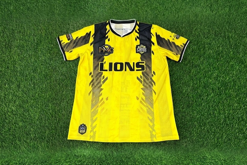 LIONS FC / UNIFORMES LOCAL